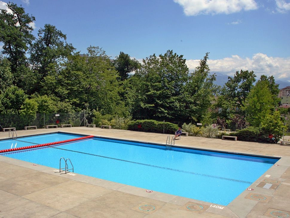 Media picture: Piscine du Vieux-Moulin